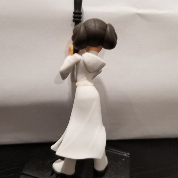 LOOSE: Disney Infinity 3.0 Star Wars Princess Leia - Picture 2 of 6